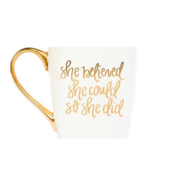 White and Gold Mug - Picture 1 of 1